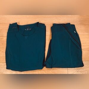 CHEROKEE Infinity Scrub Set | Size Small - Caribbean Blue Zipper Medical Sets